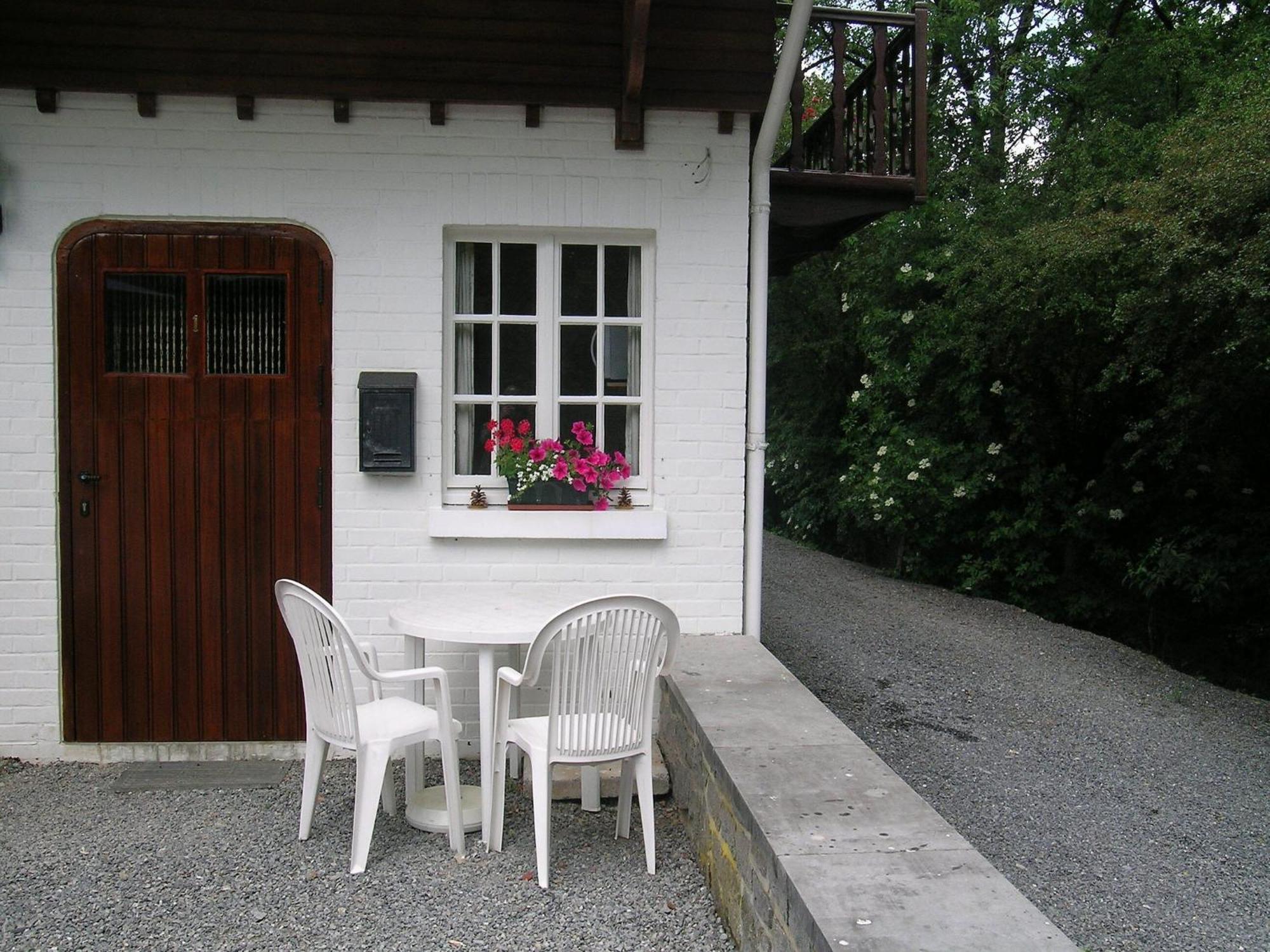 Gorgeous Apartment In Bohon With Garden Furniture And Bbq Барво Екстер'єр фото